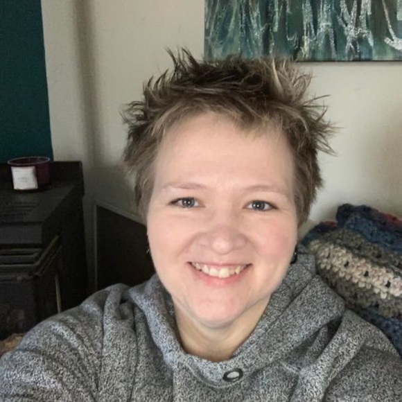 Meet your Posher, Heidi - Picture 1 of 1